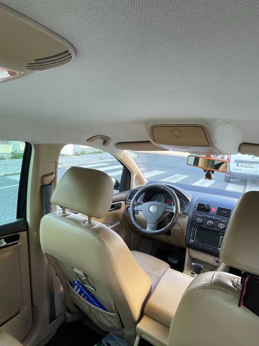 VW Touran 2.0 TDI Highline 7L DSG