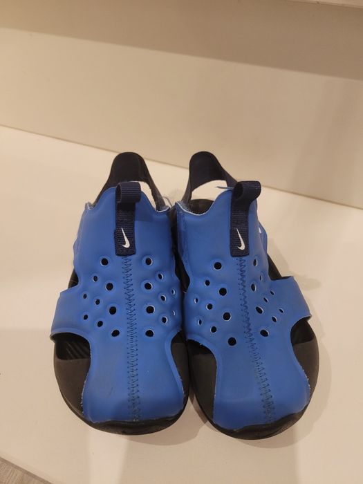 Sandałki Nike rozmiar 27. Sunray Protect 2