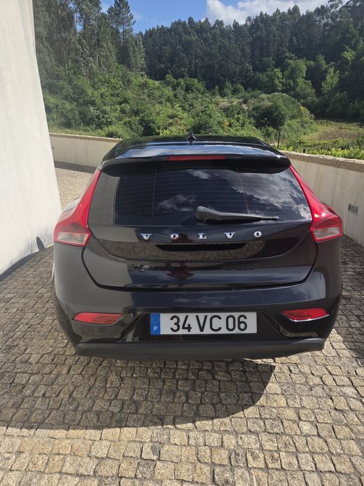Volvo V40 modelo Summum