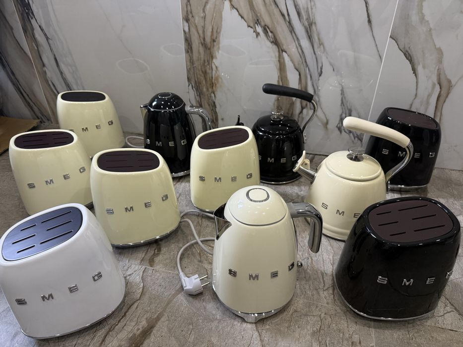 Чайник на плиту електро чайник smeg смег набір ножів