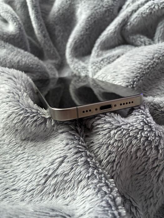 iPhone 15 PRO 256 GB