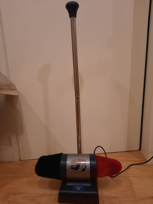 Máquina engraxadora / polir sapatos nova. Nunca usada