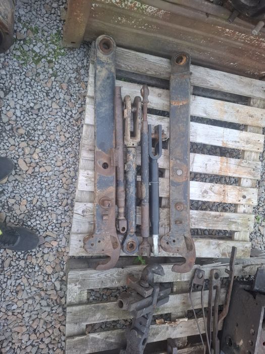 Ramiona tylne podnośnika  ursus zetor fortera zetora proxim claas a