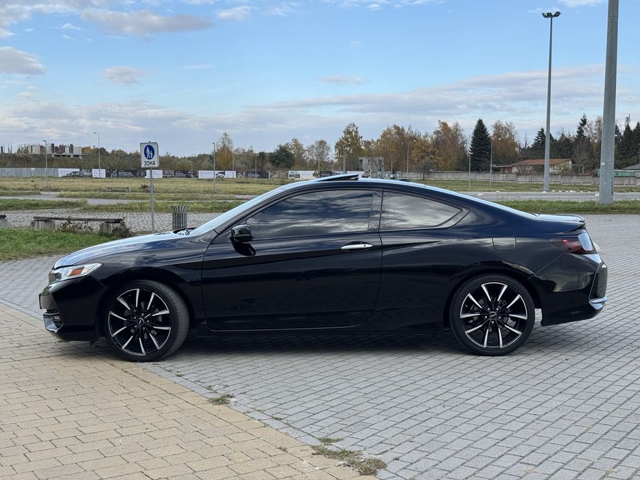 Продам Honda Acord 9 2017