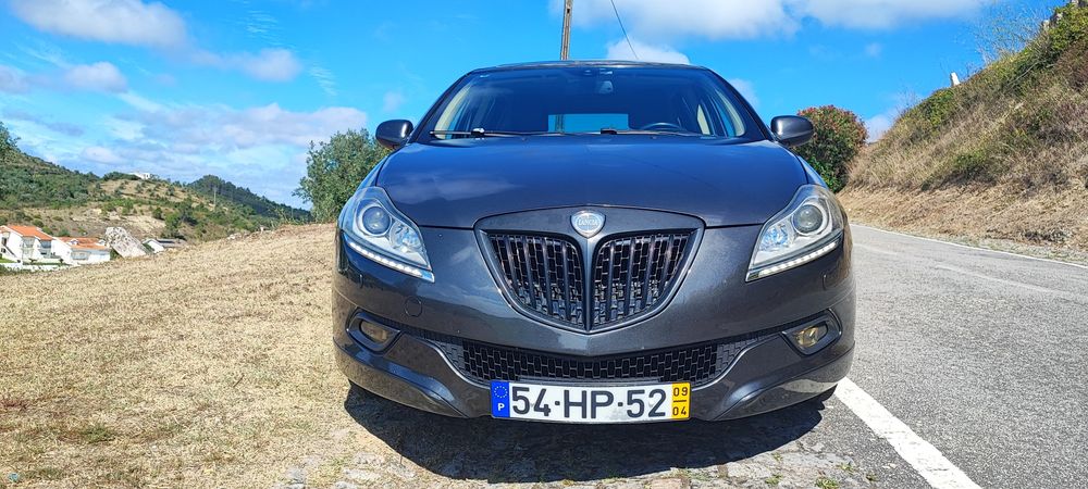 Lancia Delta III 1.6 JTD — photo 2