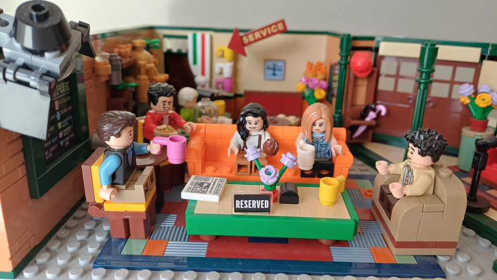 Lego  friends 21319 central Perk