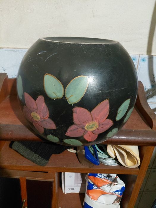 Jarra antiga para flores em bom estado geral 10€