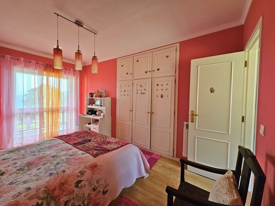 Moradia T4 | 3.000 m² de Terreno | Piscina | Vistas Panorâmicas