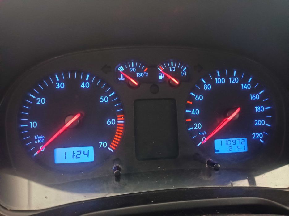 Viatura usada, apesar da idade com poucos Km conforme fotos.