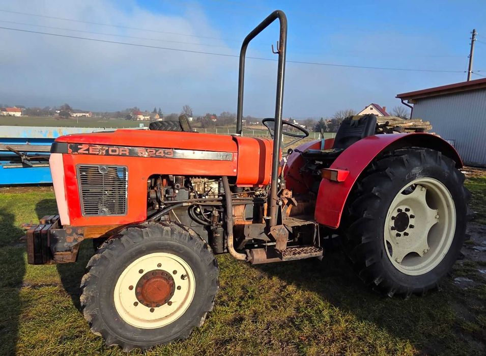 ciągnik sadowniczy ogrodniczy Zetor 5243