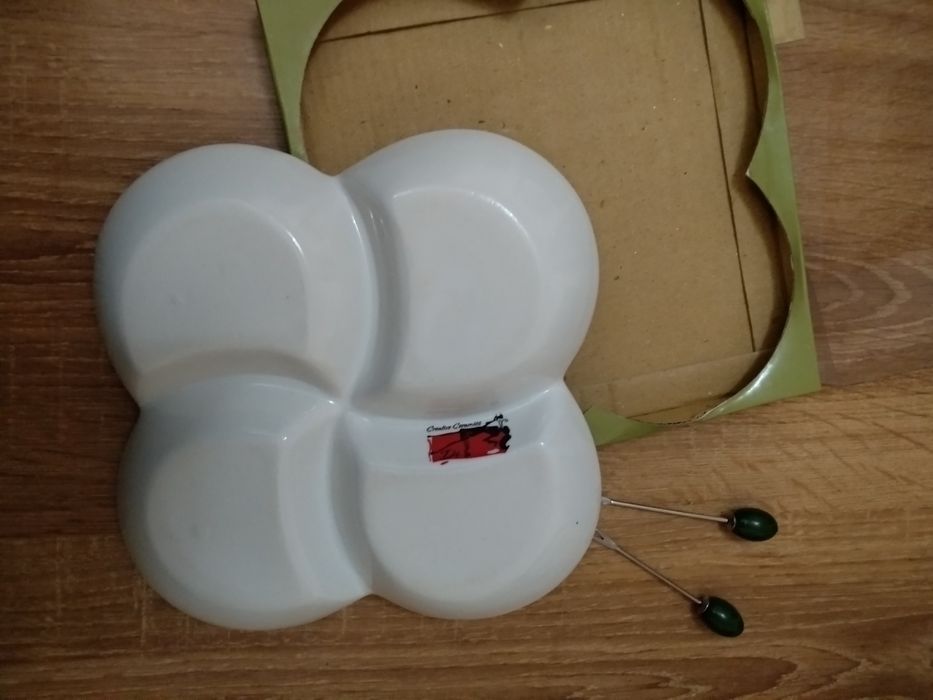 Менажница новая салатница