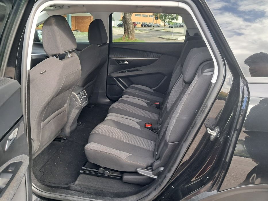 Peugeot 5008 1.5 BlueHDi Allure Pack EAT8