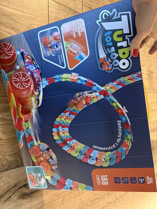 Elastyczny tor samochodowy turbo tor 360