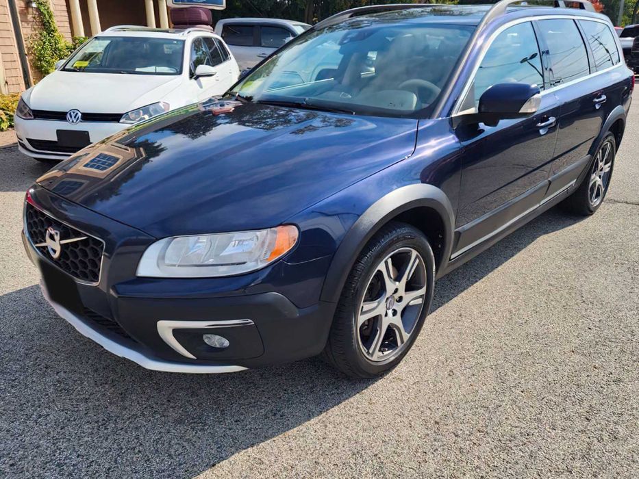 Volvo XC70 T6      2015