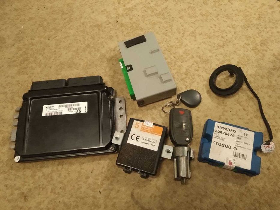 Стартовый комплект Volvo V40 1.8 ,  S118245022A.