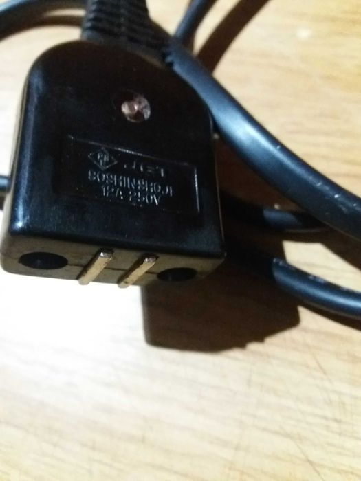 кабель питания на магните 12а\220в для кухонной техники