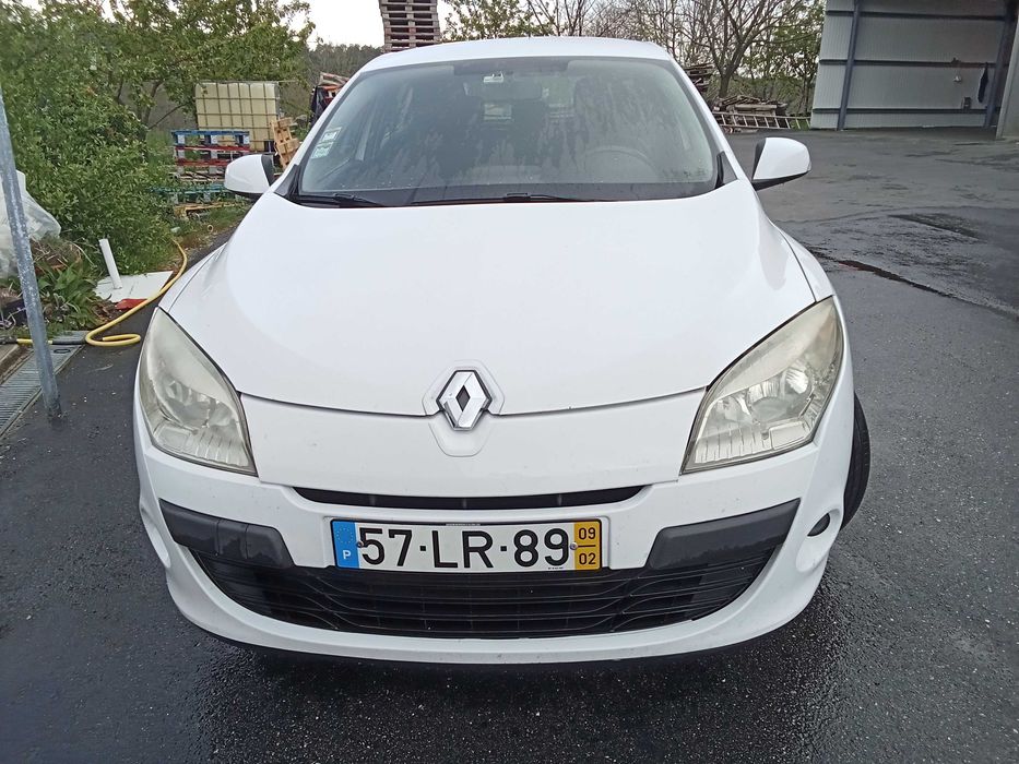 Anúncio de carro