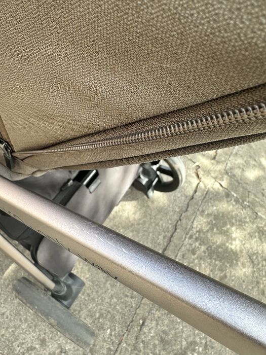 Прогулянковий візок