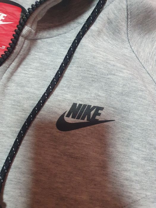Nike tech fleece M