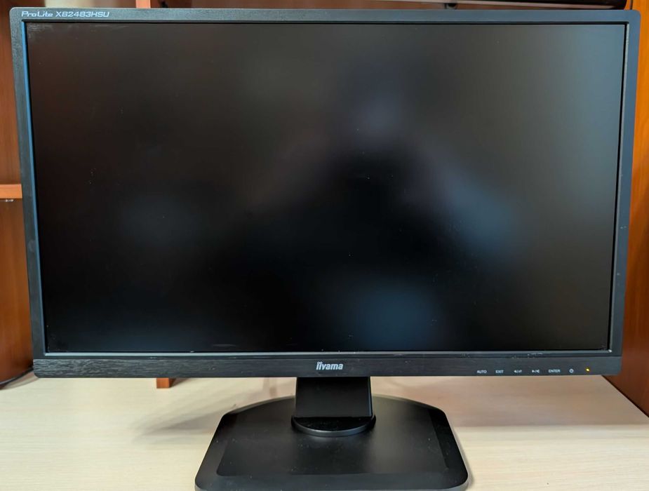 Iiyama ProLite XB2483HSU-B2DP 24 " Обертання монітора на 360 градусів!