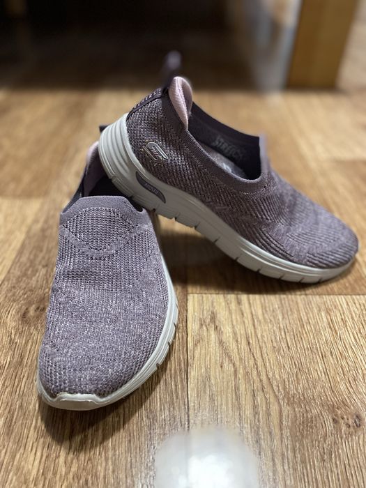 Кросівки, сліпони SKECHERS -36 р., 23,5 см