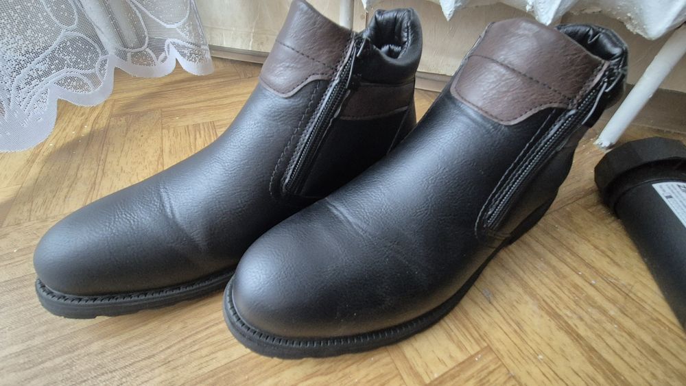 Buty do kostki meskie rozm.40