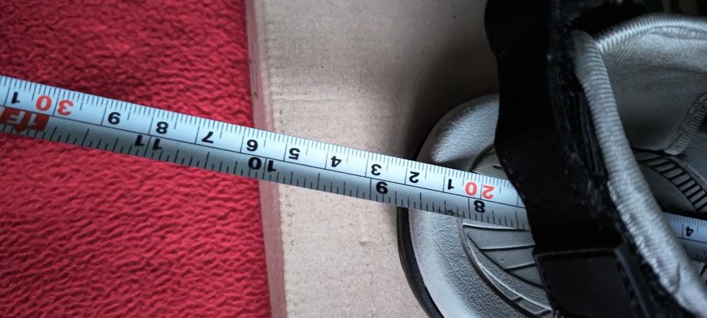 Sandałki dla chłopca r 32 (Długość buta 22cm)