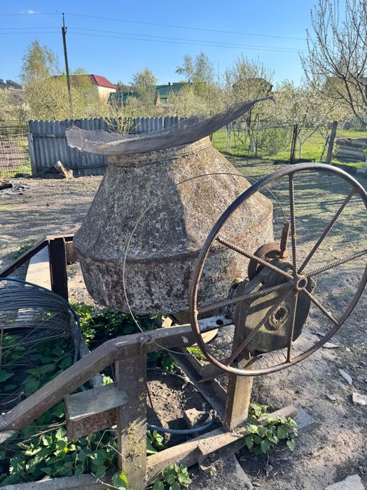 Бетономішалка (продаж)