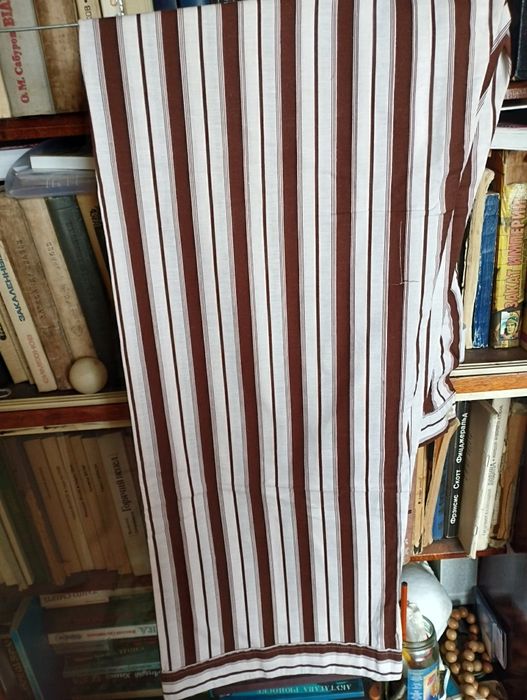 В продажі  Дві чоловічі. піжами , бавовна .і атлас  .Розміри  48 / 50