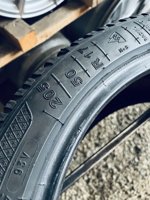 Шини Резина Зимові  19Рік 205 50 17 Kleber Krisalp HP3 2шт