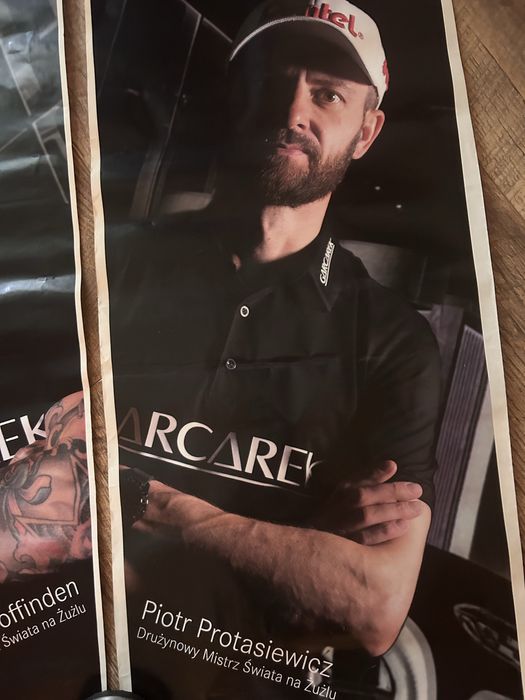 Plakat żużliwców w formie naklejki