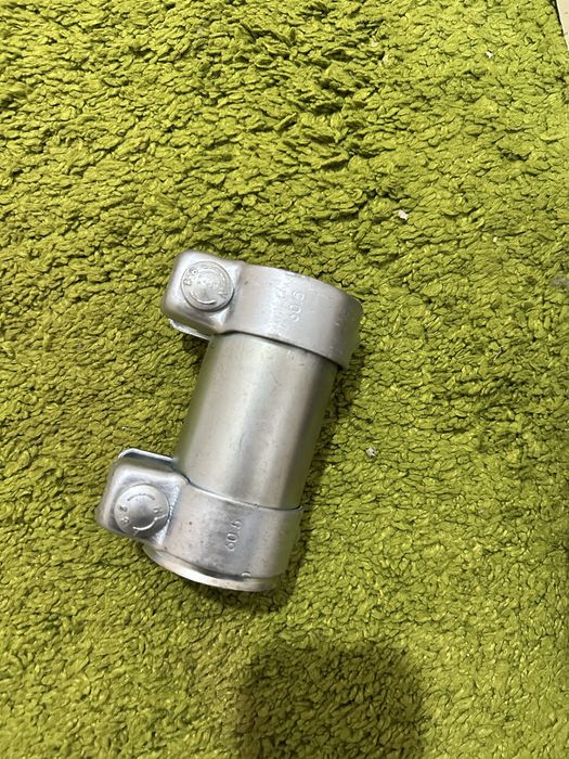 Хомут вихлопноі системи