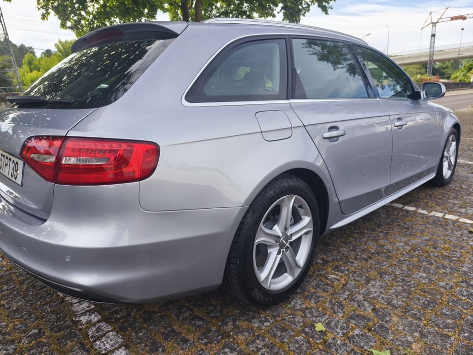 Audi A4 Avant 2.0 S LINE