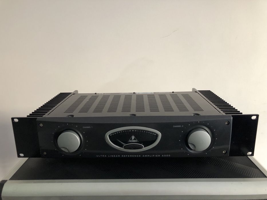 Peavey PR10 Speakers and Behringer A500 Amplifier in Excellent Condition64737760038914124