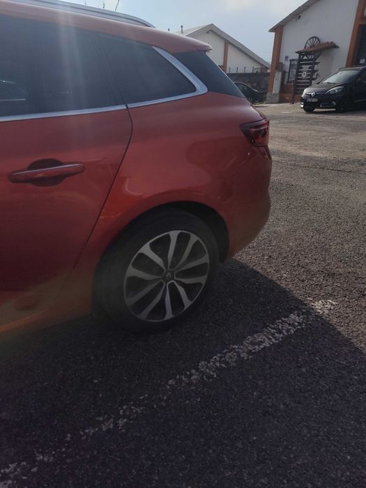 Megane absolutamente impecável