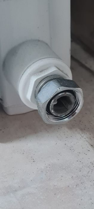 Radiador de água de parede