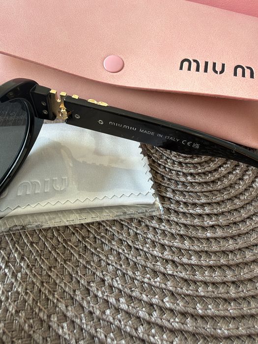 Okulary przeciwsłoneczne MIU MIU
