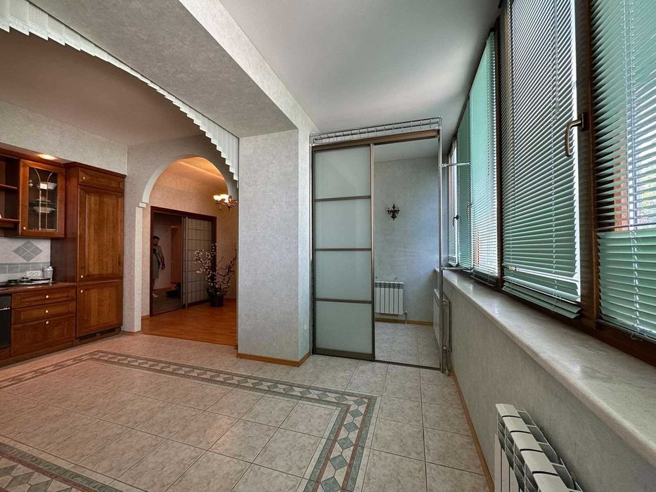 3-rooms apartment apartment by the address st. Kulikovo pole pl Oktyabrskoy revolyutsii pl (area 143 m²) - Atlanta.ua - photo 17