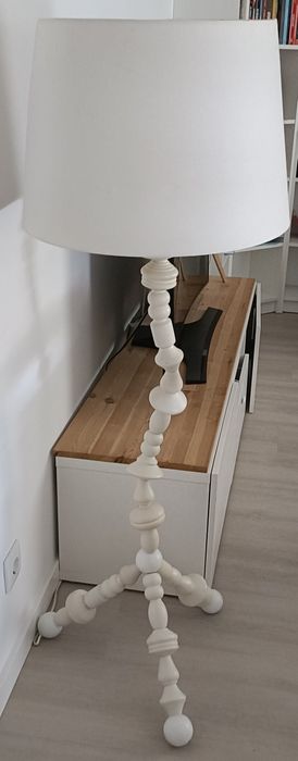 Candeeiro de pé IKEA