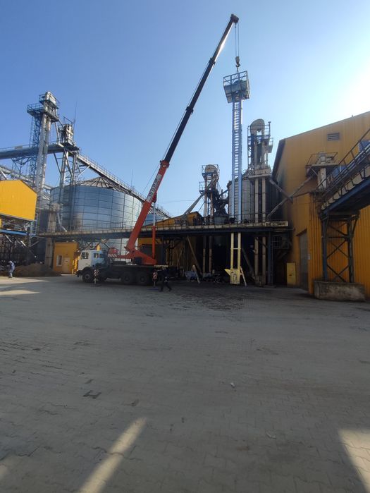 Послуги автокранів 25 тонн 28 метрів є люлька