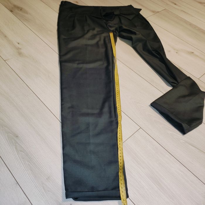 Spodnie w kant L