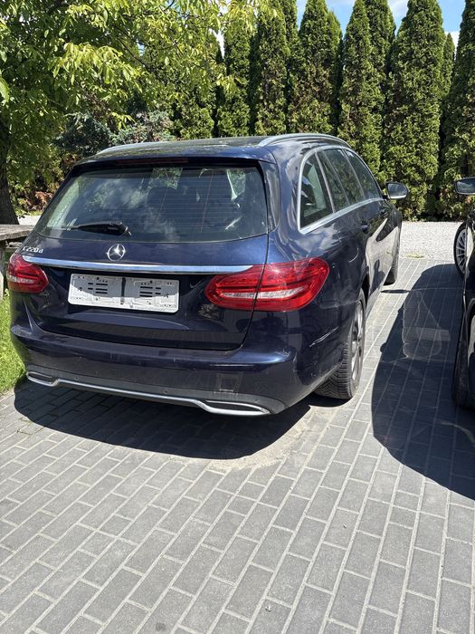 Mercedes benz c220d