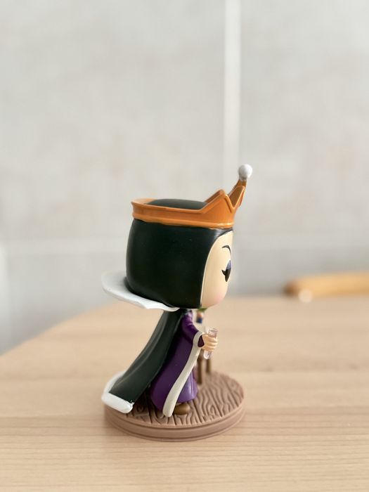 Funko pop Evil Queen
