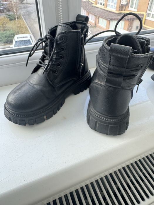 Ботінки Sinsay осінь-весна на ніжку 16см