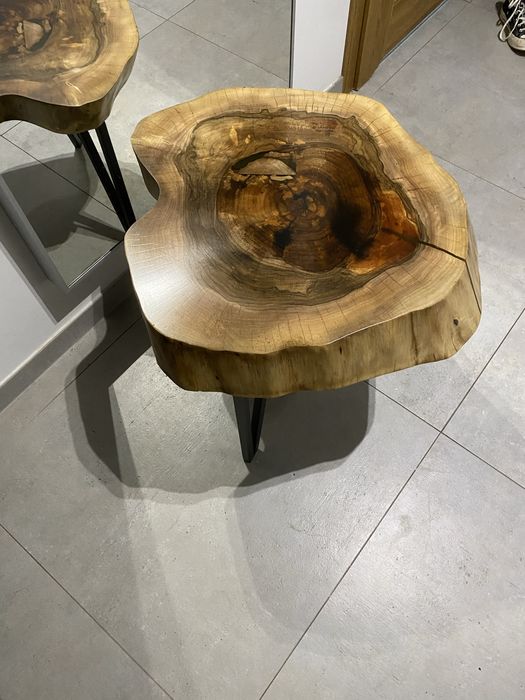 Stolik z dużego plastra 65/59cm