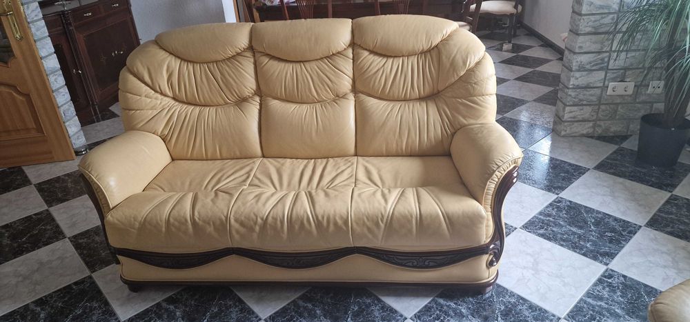Conjunto sofas amarelo