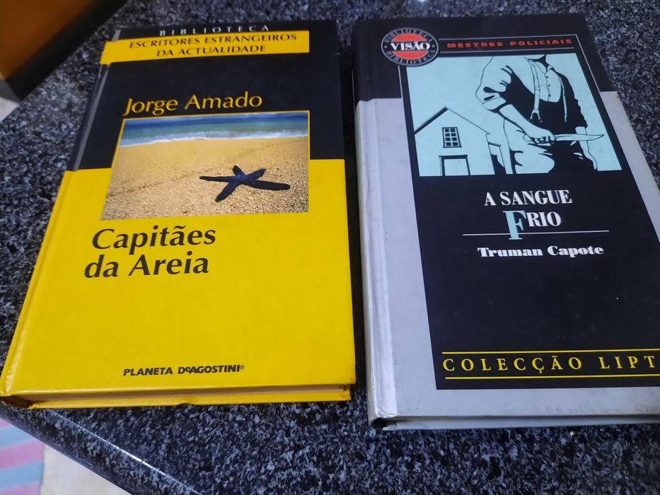 2 livros em bom estado