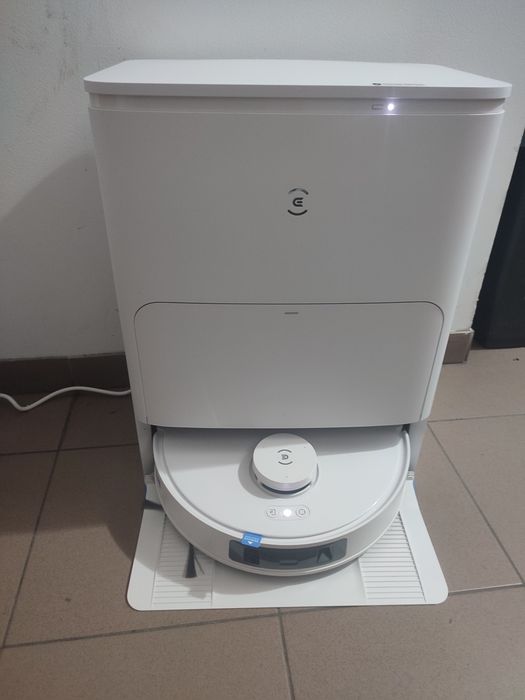 Robot sprzątający ECOVACS DEEBOT T30S odkurzacz myjący
