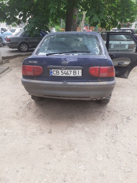 Продам  форд Ескорт