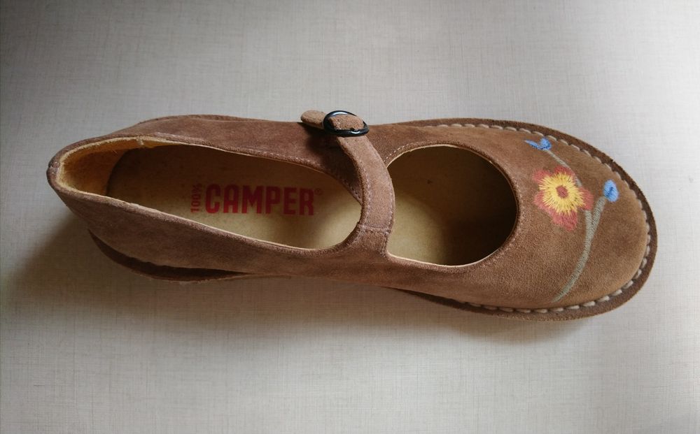 Sapatos CAMPER - Novos - 39
